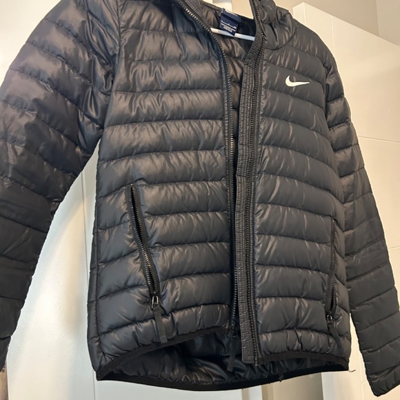 Nike Jacket - Picture 2 of 3